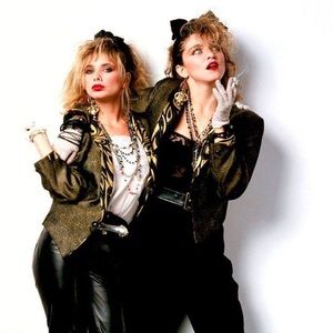 Meet your Posher, Tina